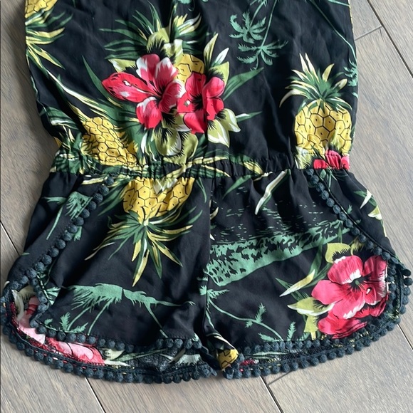 Appaman Kids Girls Black Sleeveless Pineapple Drawstring Novia Romper Size 5 - Picture 3 of 6